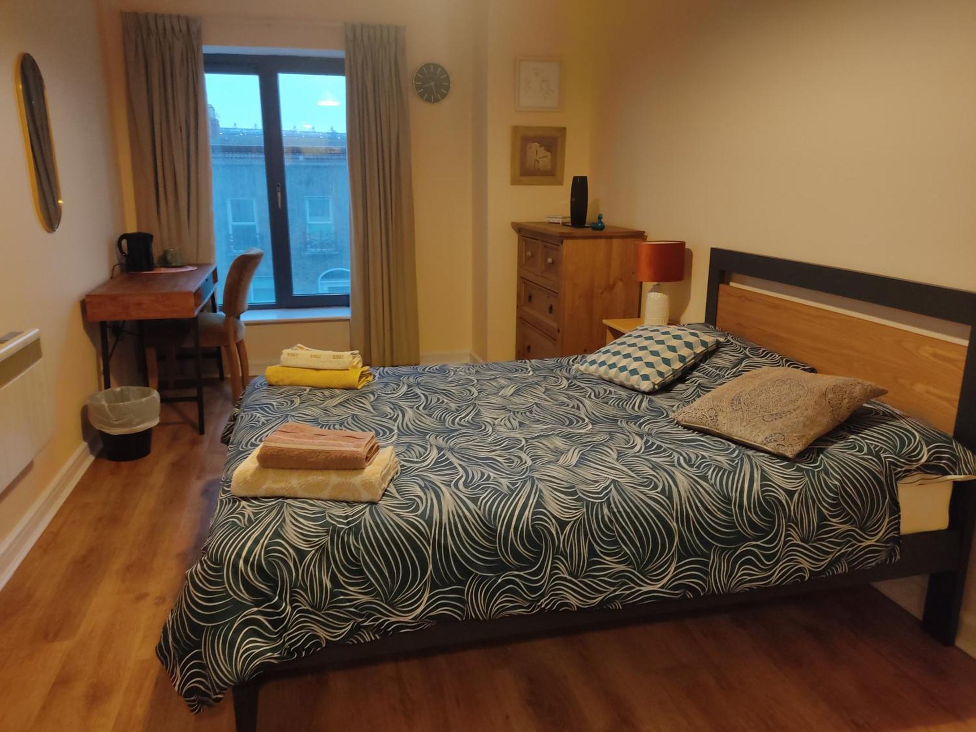 Swallows Nest - Spacious Bright Double Bedroom With Ensuite Bathroom 都柏林 外观 照片